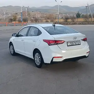 Hyundai Solaris, 2017