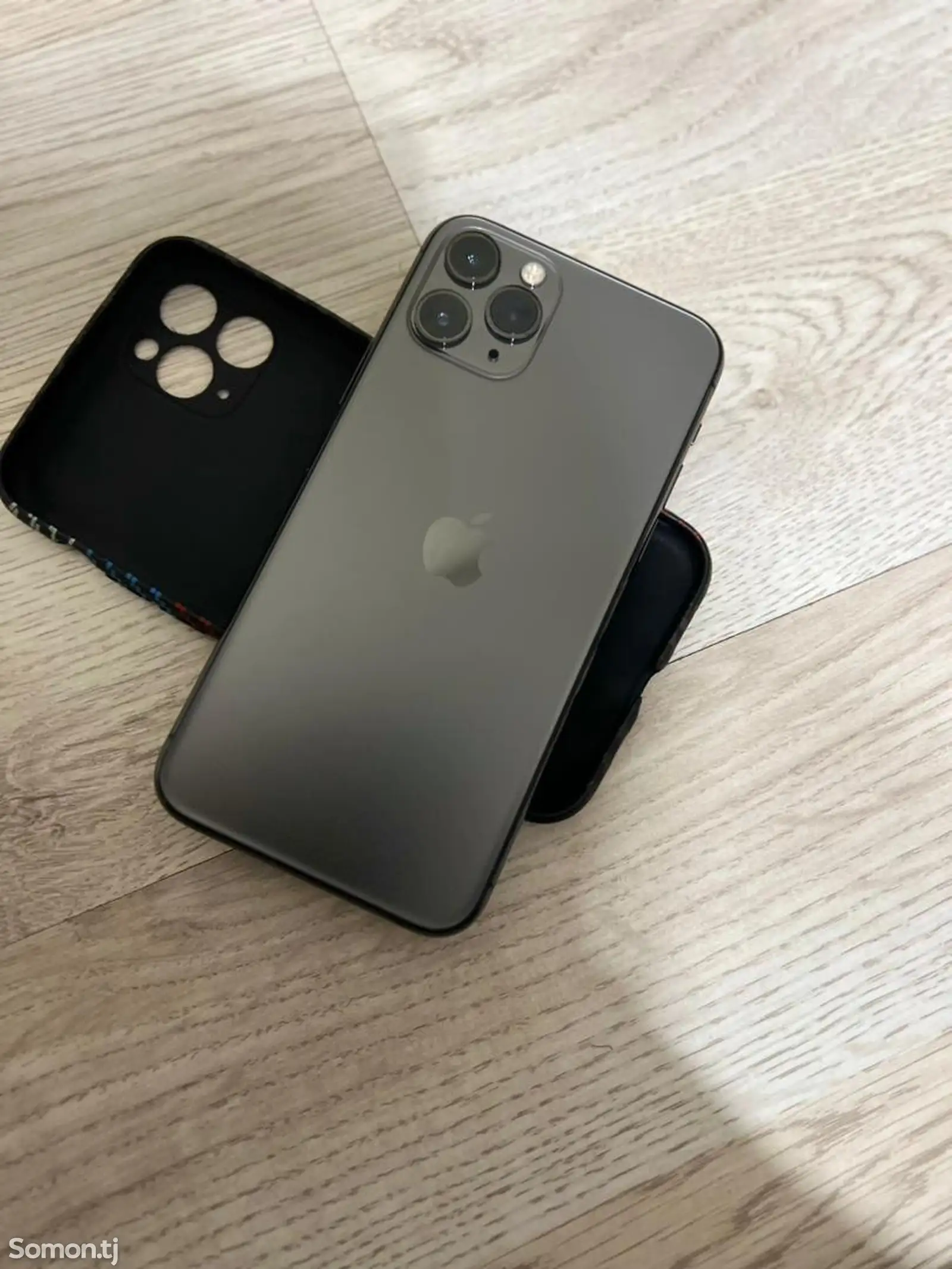 Apple iPhone 11 Pro, 64 gb-1