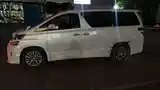 Toyota Vellfire, 2014-5