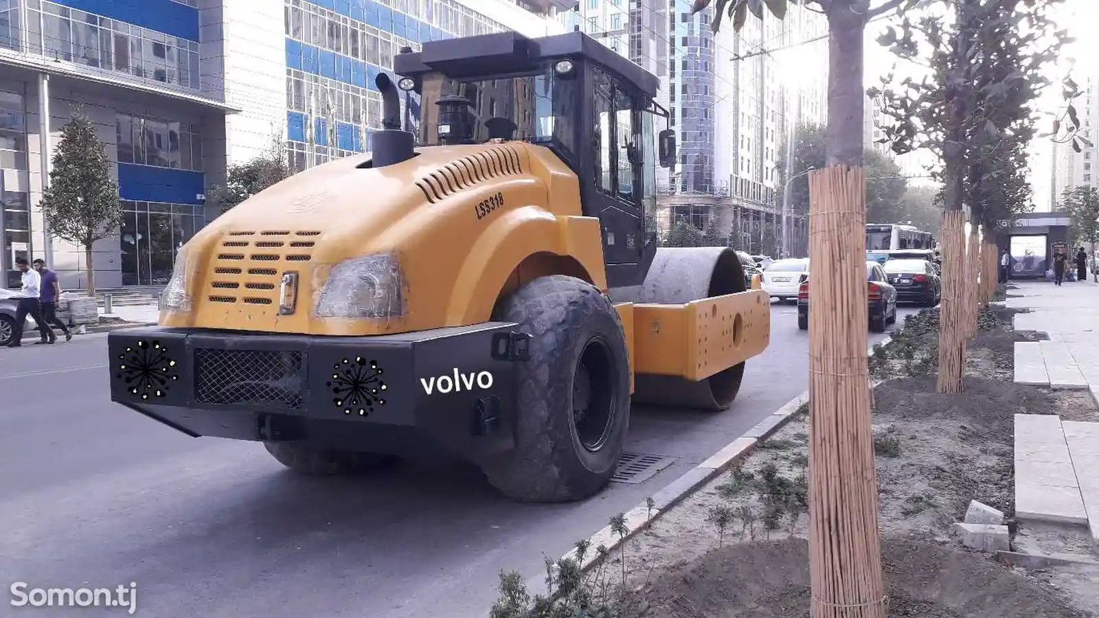 Каток Volvo 22 тонна в аренду-8