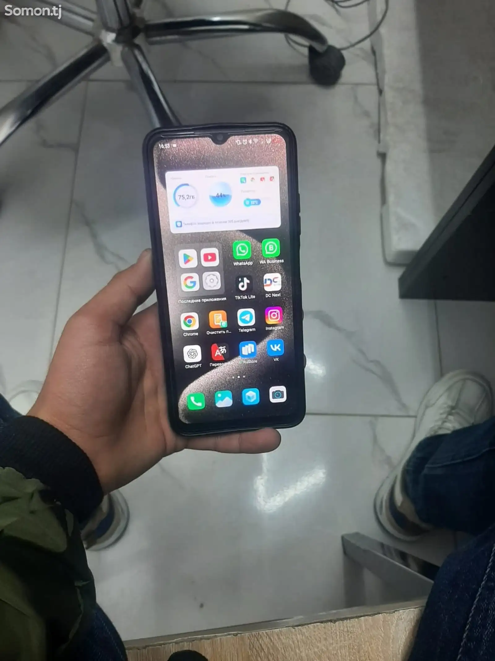 Infinix hot 30i-1