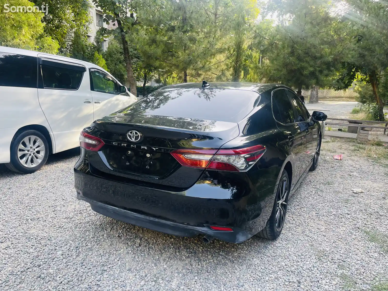 Toyota Camry, 2021-6