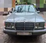 Mercedes-Benz W124, 1990-4