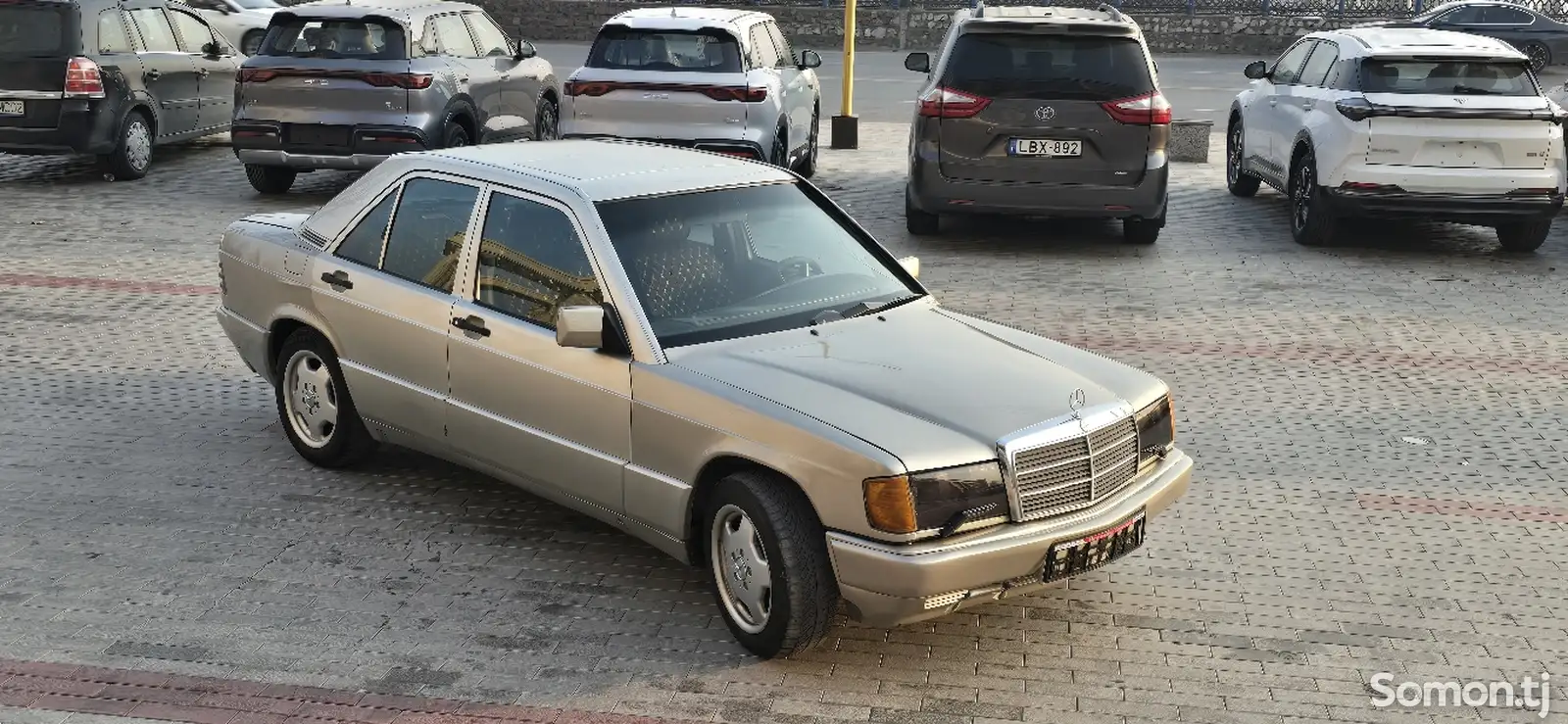 Mercedes-Benz W201, 1992-1