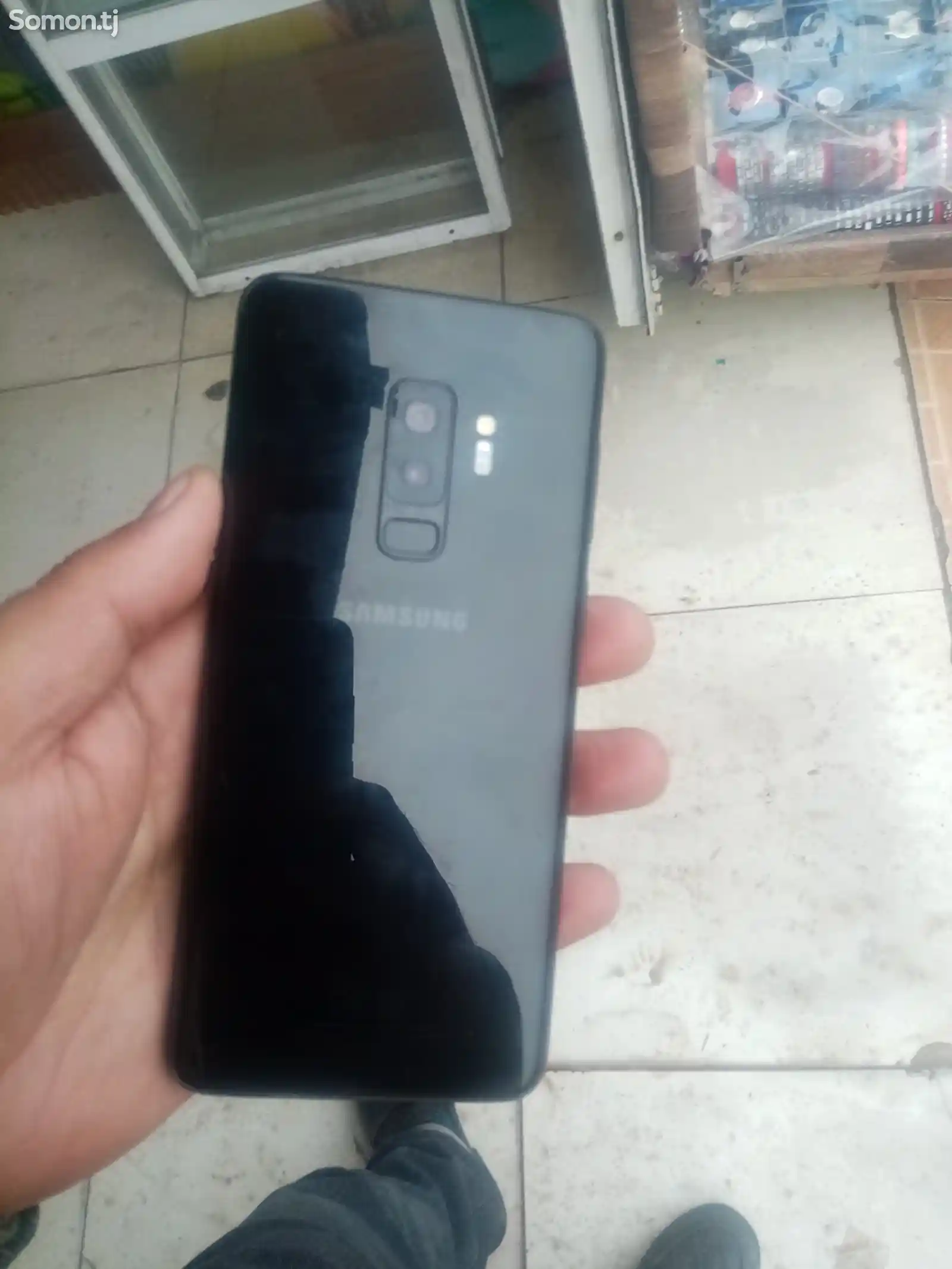 Samsung Galaxy s 9 plus 64 gd-2