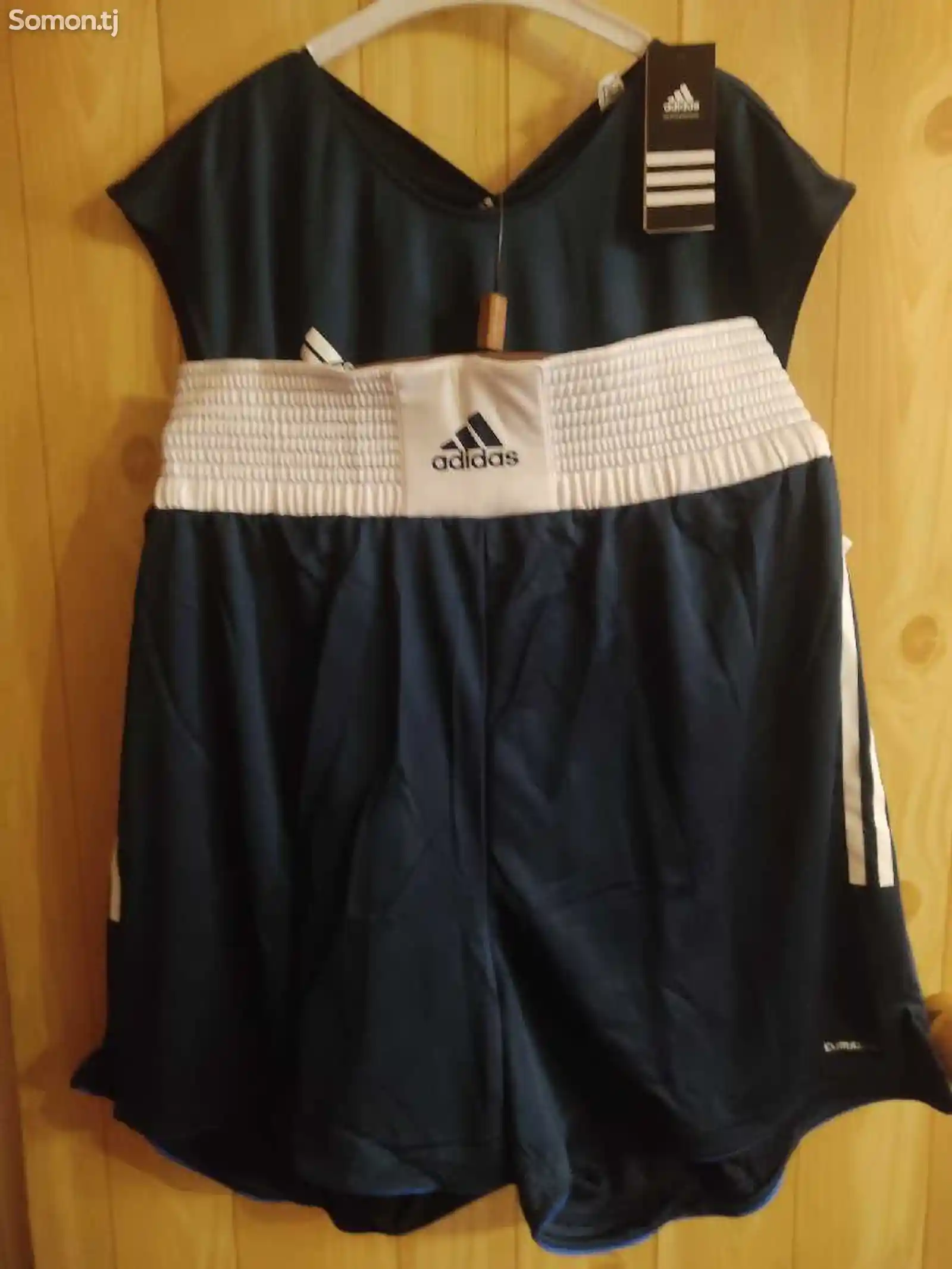Спортивный костюм от Adidas-3