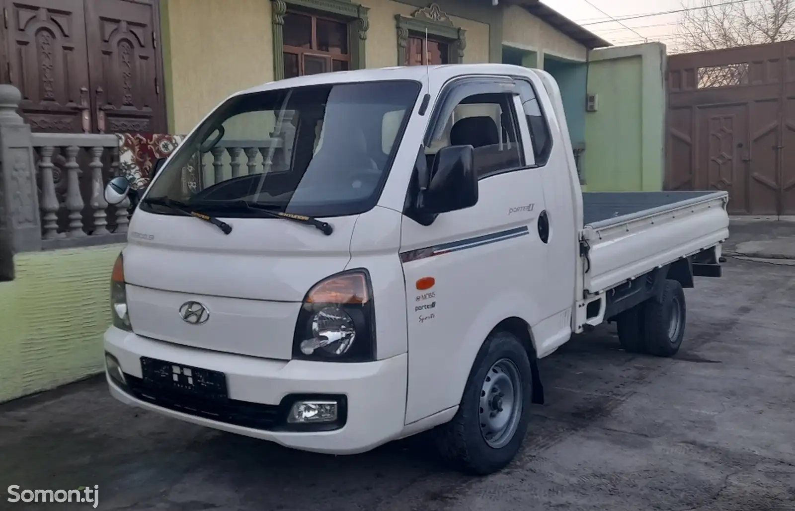 Бортовой автомобиль Hyundai Porter 2, 2004-1