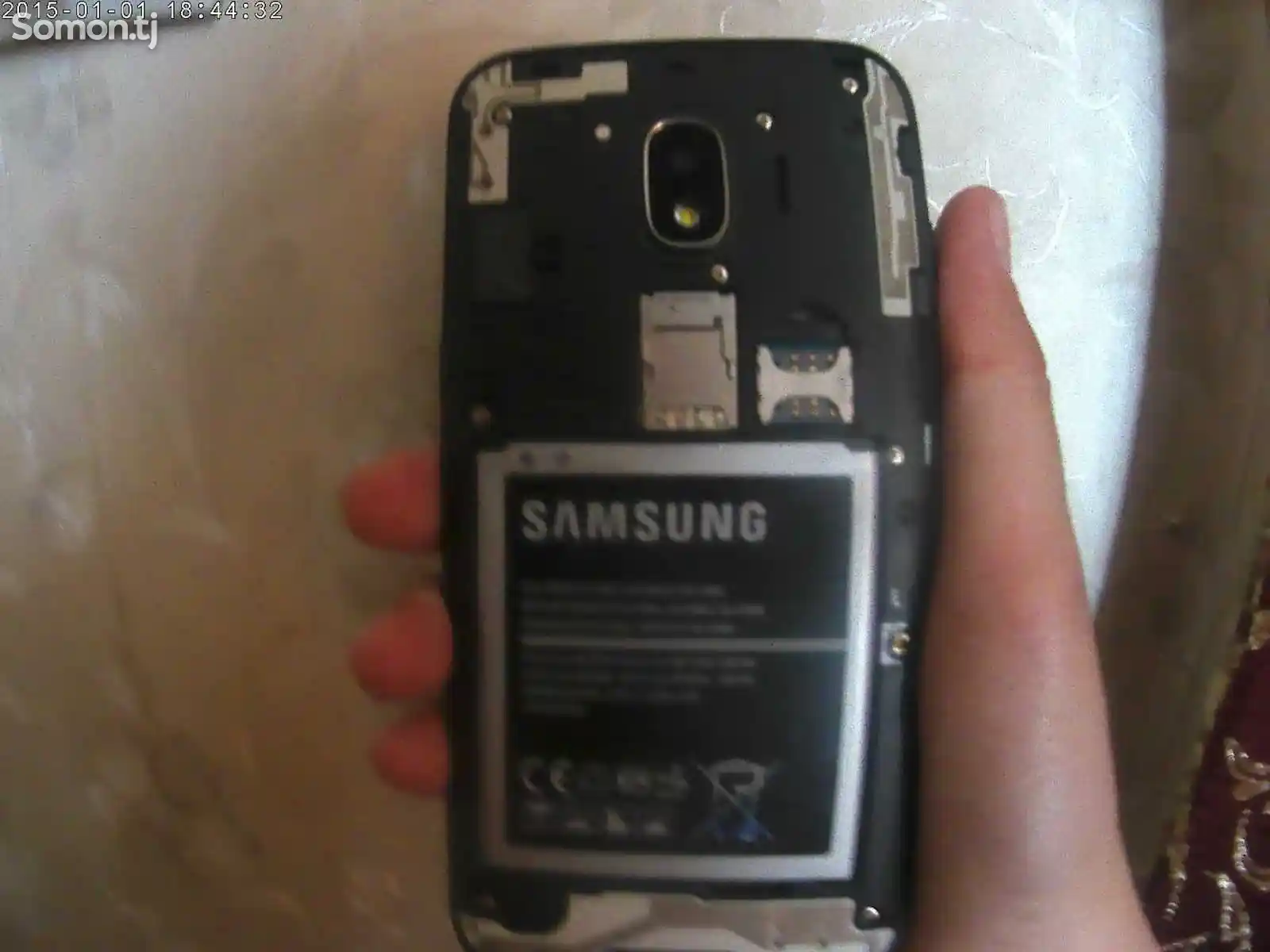 Samsung Galaxy J2-1