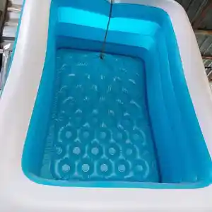 Надувной бассейн