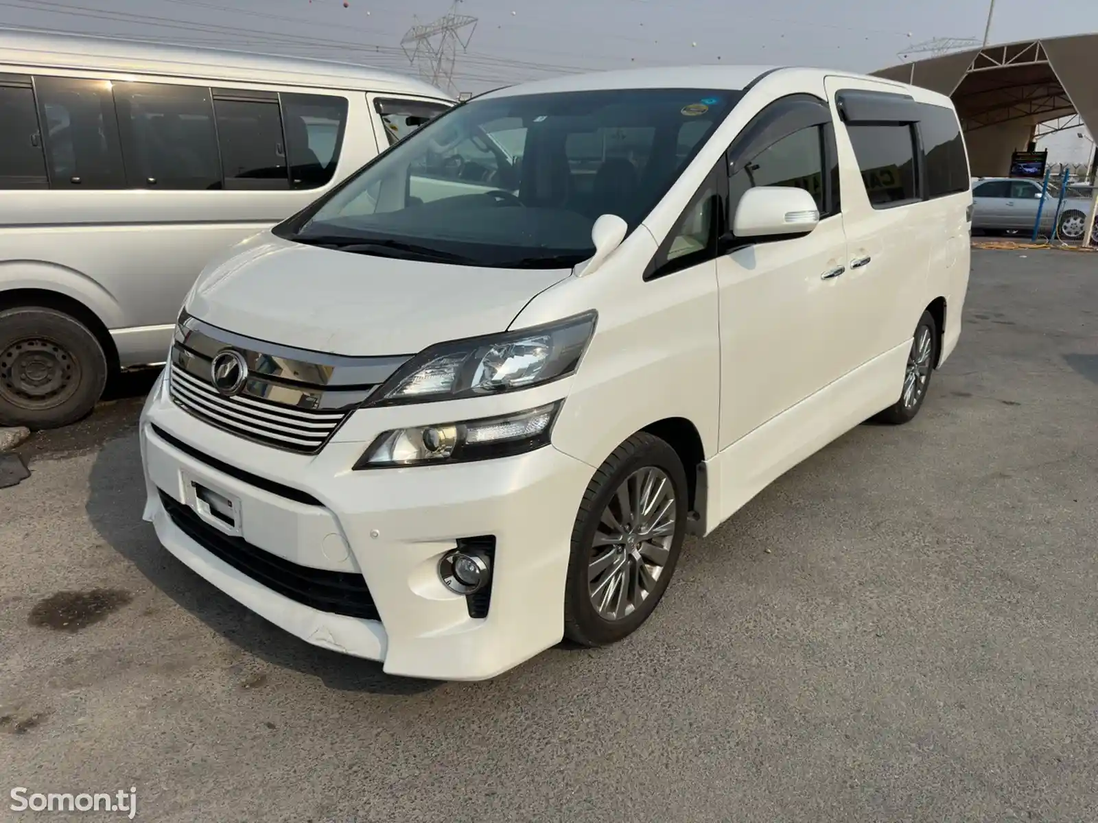 Toyota Vellfire, 2014-3