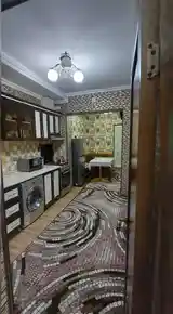 4-комн. квартира, 5 этаж, 80м², 102 мкр-10