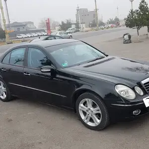 Mercedes-Benz E class, 2002