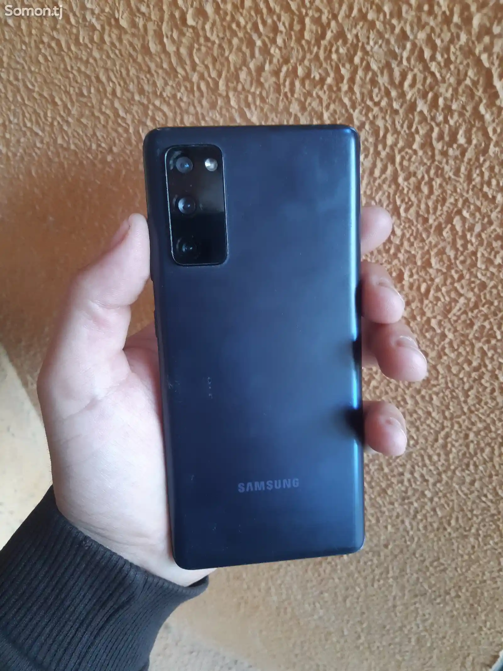Samsung Galaxy S20 FE-3
