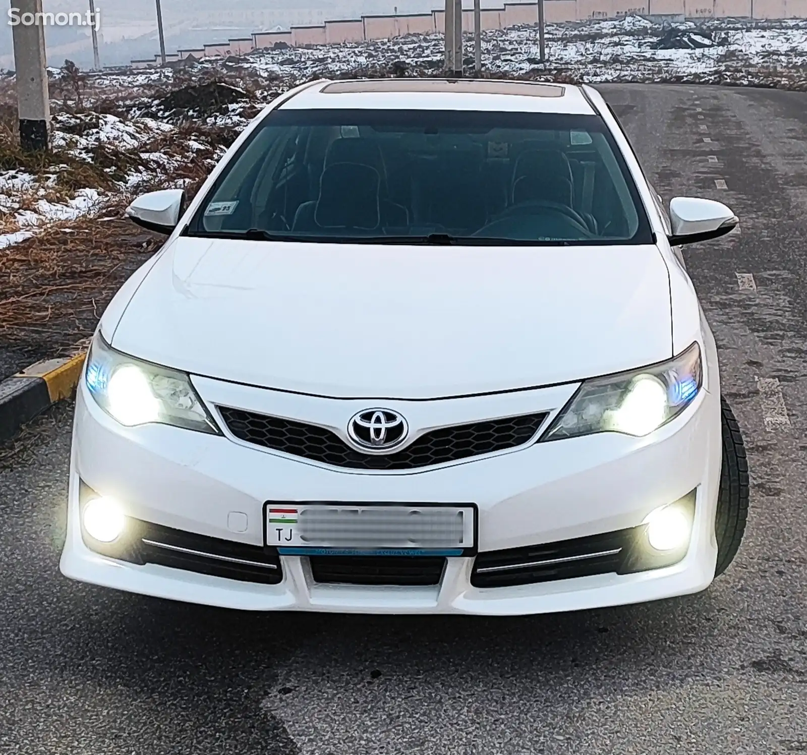 Toyota Camry, 2012-1