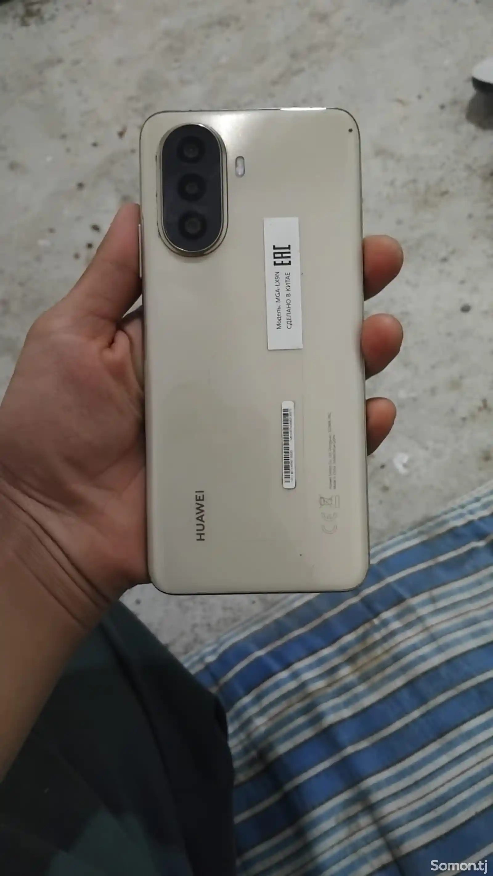 Телефон Huawei-1