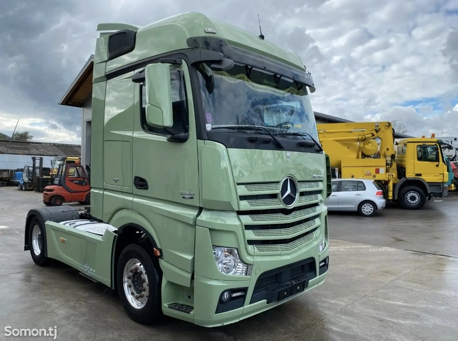 Седельный тягач Mercedes-Actros 1848, 2011 на заказ-1