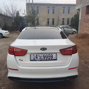 Kia K5, 2014