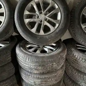 Шины и диски 235/65 R17