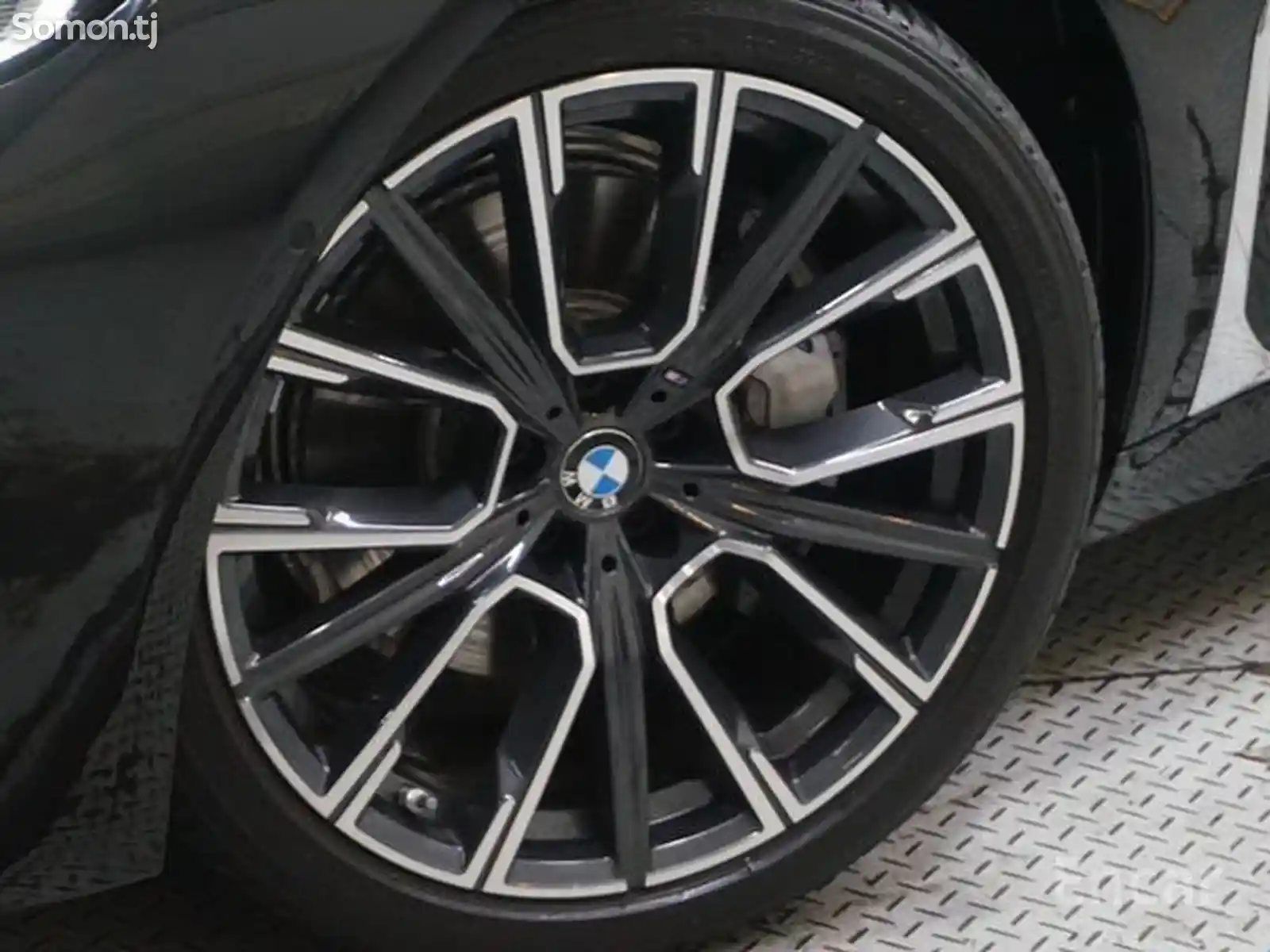 BMW 7 series, 2022-9