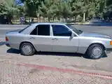 Mercedes-Benz W124, 1988-5