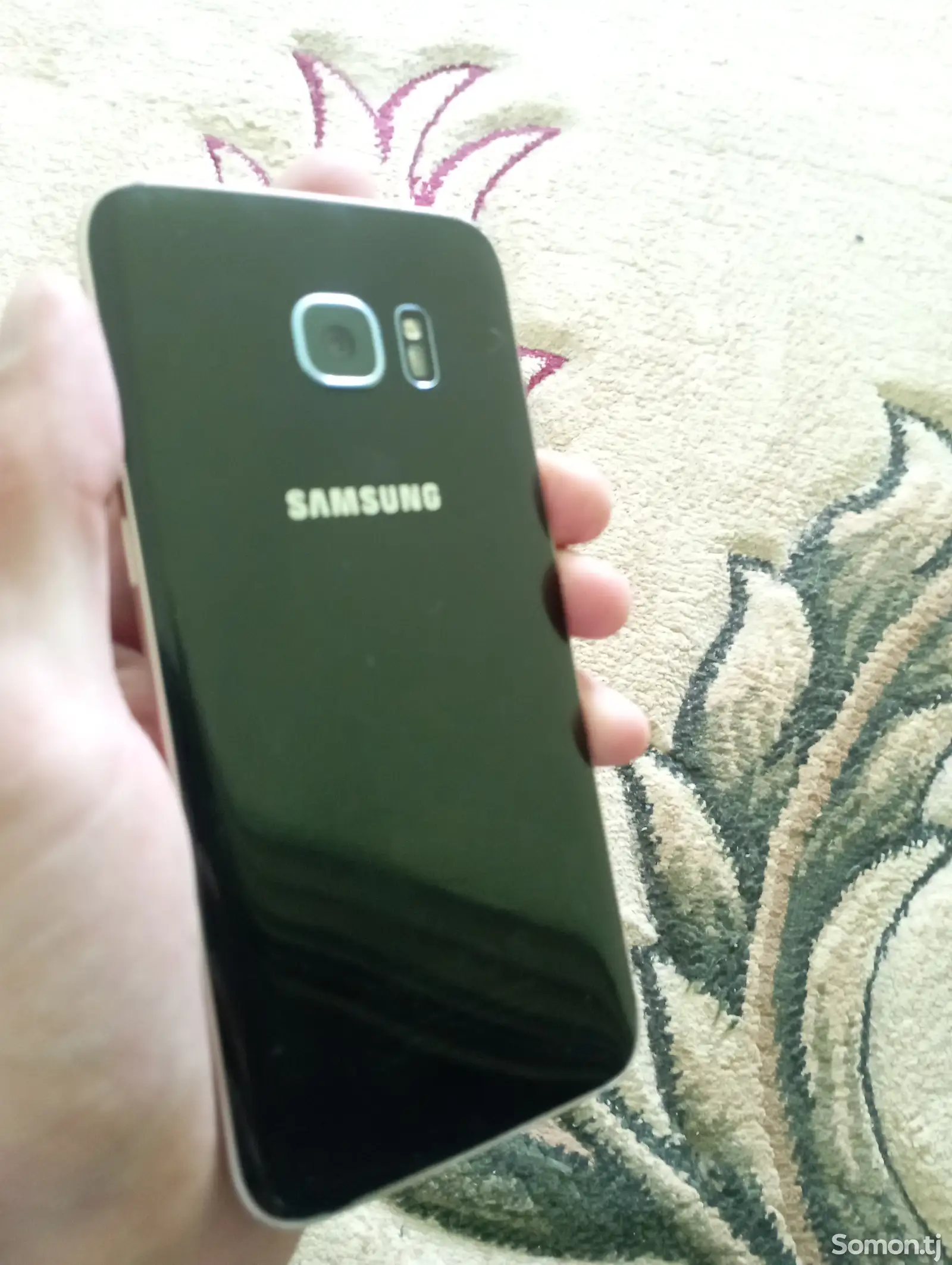 Samsung Galaxy S7 Edge-4