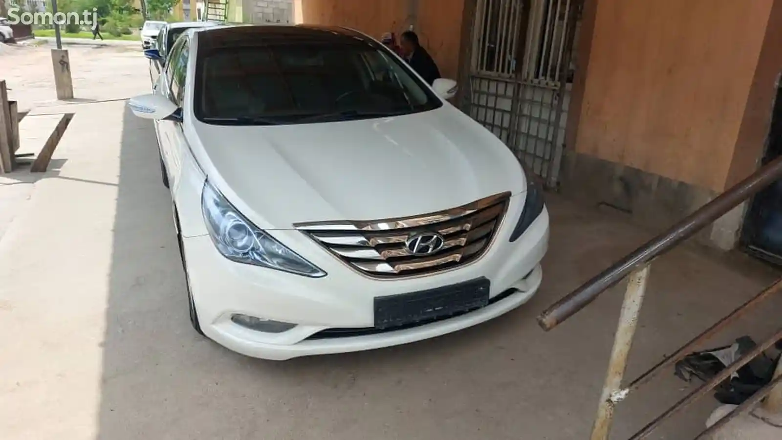 Hyundai Sonata, 2010-4