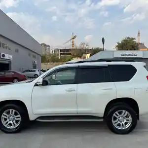 Toyota Land Cruiser Prado, 2011