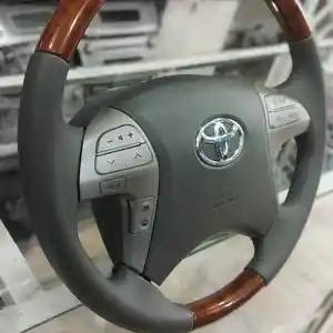Штатный руль от Toyota Camry 2