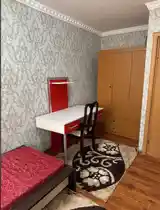 4-комн. квартира, 4 этаж, 80м², Зарафшон-4