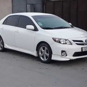 Toyota Corolla, 2013