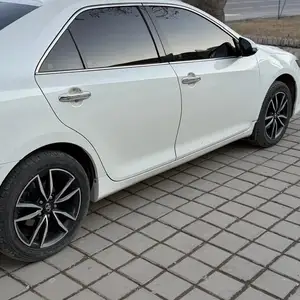 Toyota Camry, 2017