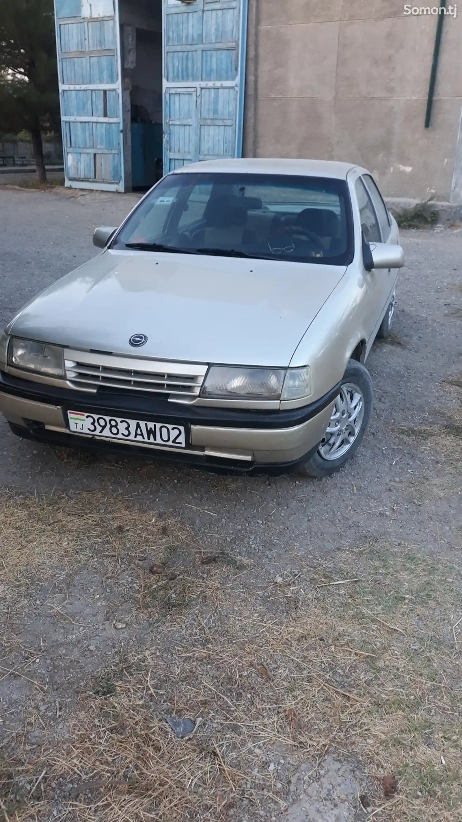 Opel Vectra A, 1989-2