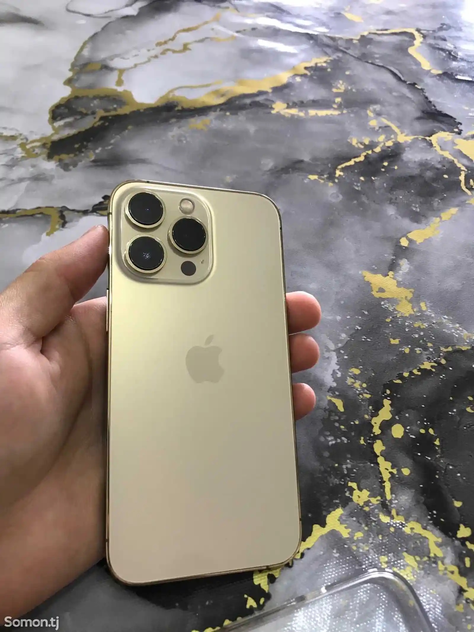 Apple iPhone 13 Pro Gold-1
