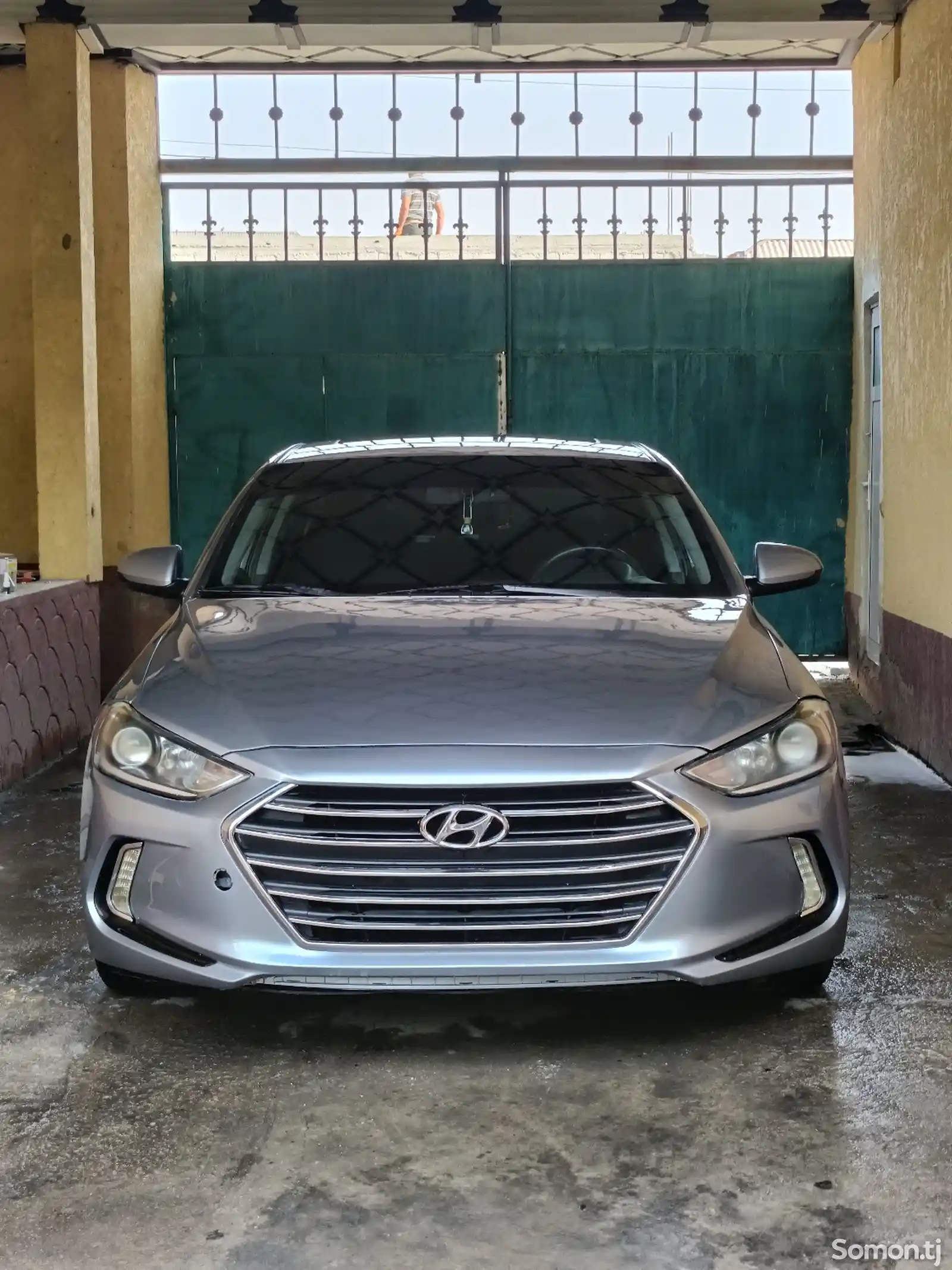 Hyundai Elantra, 2017-8