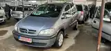 Opel Zafira, 2004-2