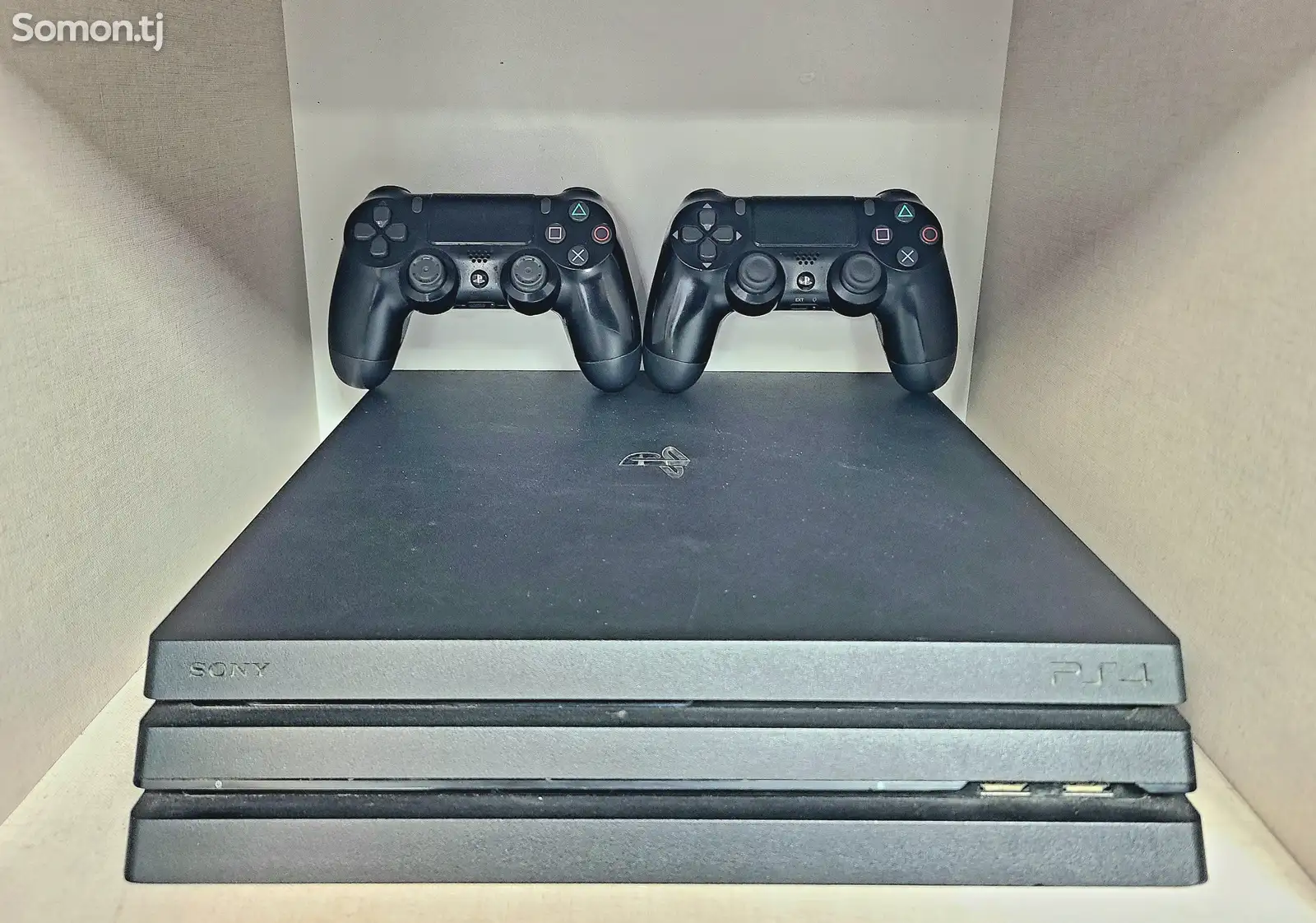 Игровая приставка Sony Playstation 4K Pro 6.72 Golden-1