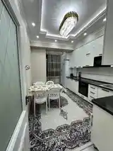 2-комн. квартира, 13 этаж, 60м², Шохмансур, Бустон Сити-3