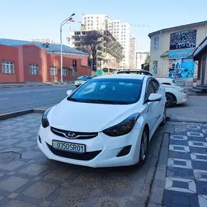 Hyundai Avante, 2012