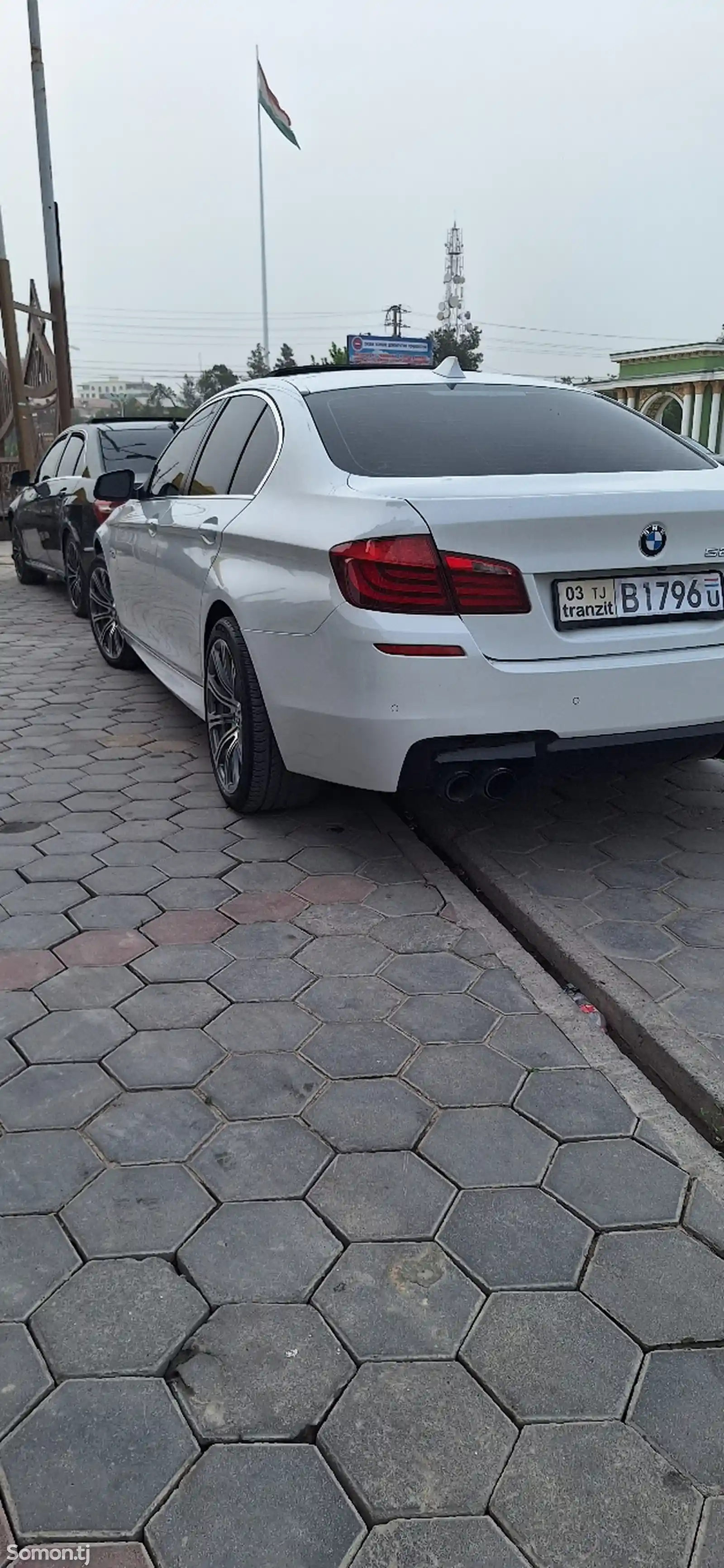 BMW 5 series, 2011-8
