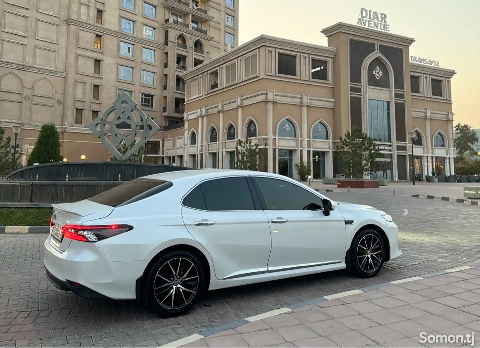 Toyota Camry, 2018-5