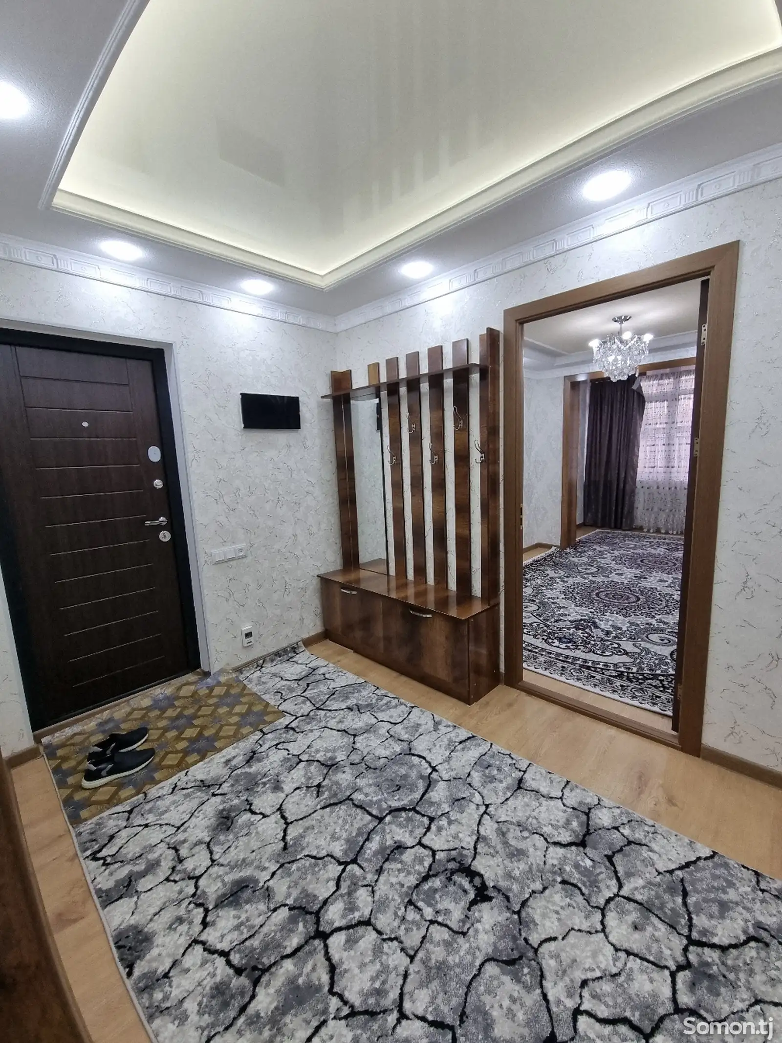 3-комн. квартира, 1 этаж, 80 м², 19 мкр-3