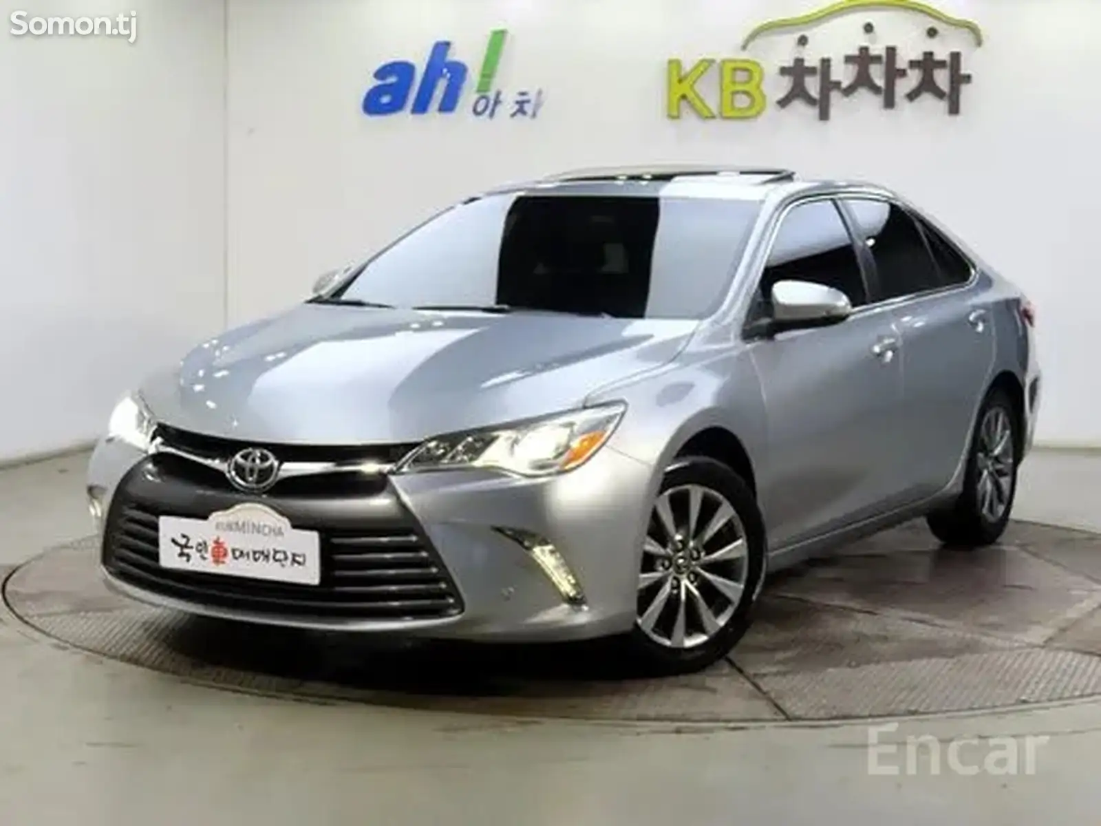 Toyota Camry, 2015-1