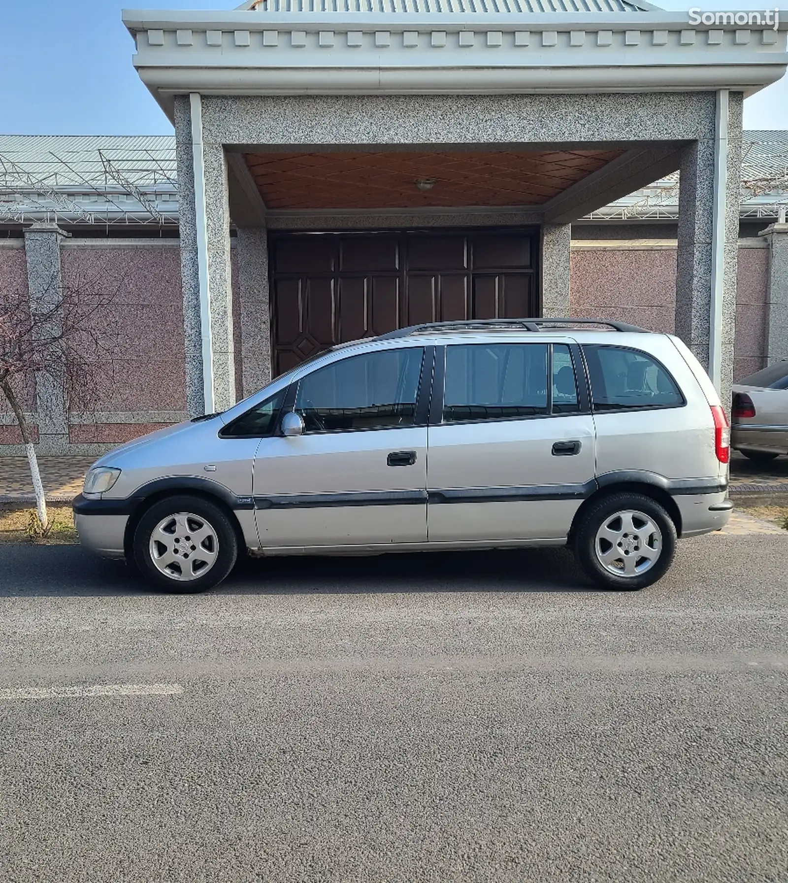 Opel Zafira, 2000-1