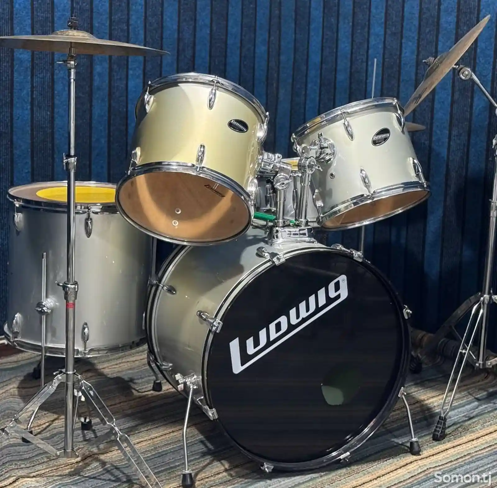 Ударный инструмент Ludwig-1