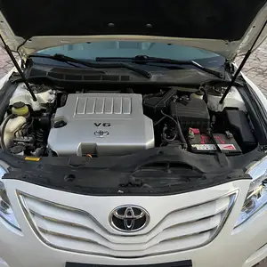 Toyota Camry, 2011