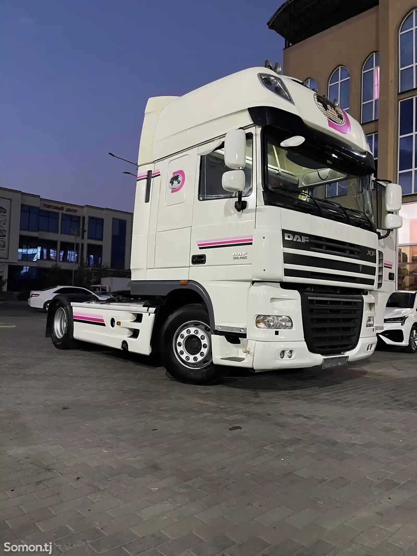 Седельный тягач DAF XF 460-7