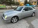 Mercedes-Benz E class, 2000-6