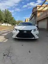 Lexus ES series, 2017-2