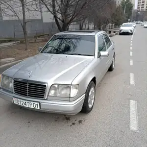 Mercedes-Benz W124, 1995