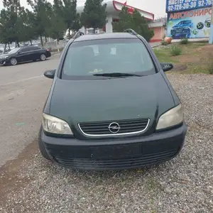 Opel Zafira, 2000